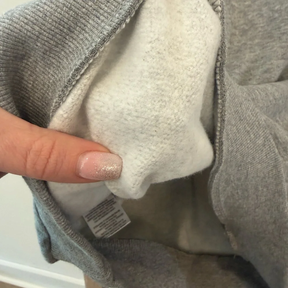 O'Neill Light Gray Girls Logo Sweatshirt NWT XL